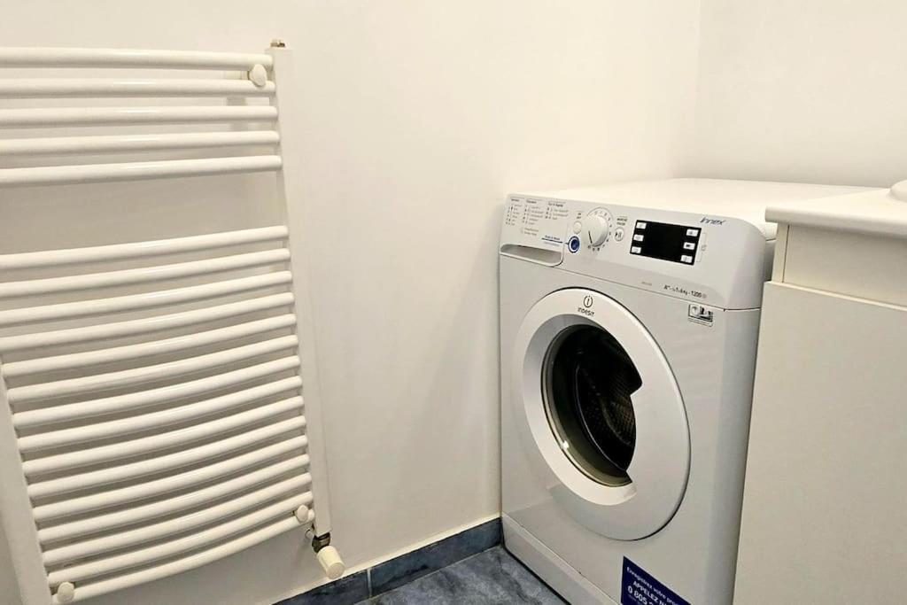 Le Jeremy Avec Parking Souterrain Apartment โทนง-เลส์-แบงส์ ภายนอก รูปภาพ