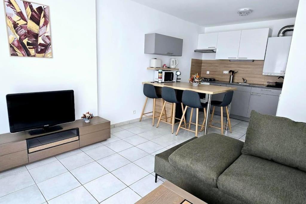 Le Jeremy Avec Parking Souterrain Apartment โทนง-เลส์-แบงส์ ภายนอก รูปภาพ