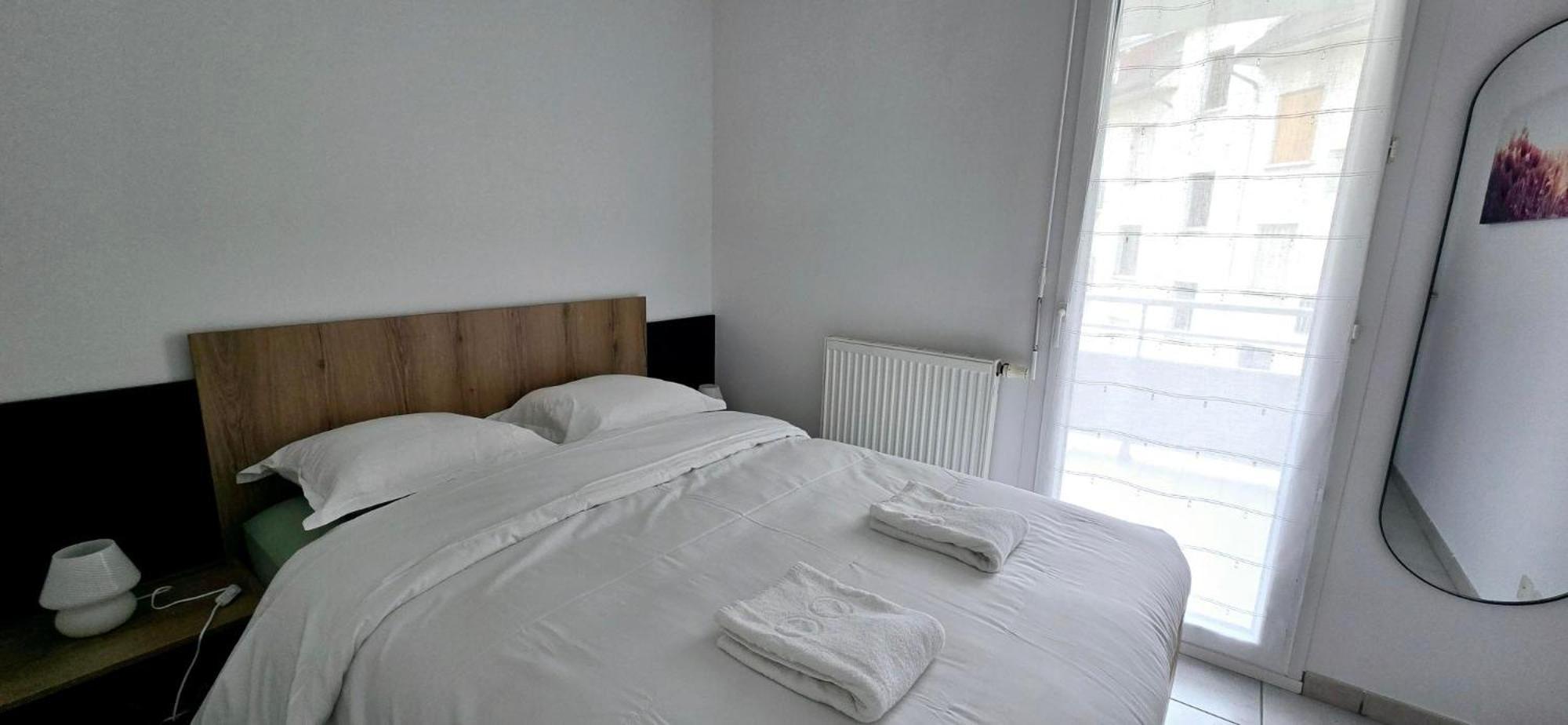 Le Jeremy Avec Parking Souterrain Apartment โทนง-เลส์-แบงส์ ภายนอก รูปภาพ